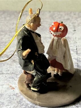 Vintage 1980 Norman Rockwell Trick or Treat Figurine Ornament Halloween